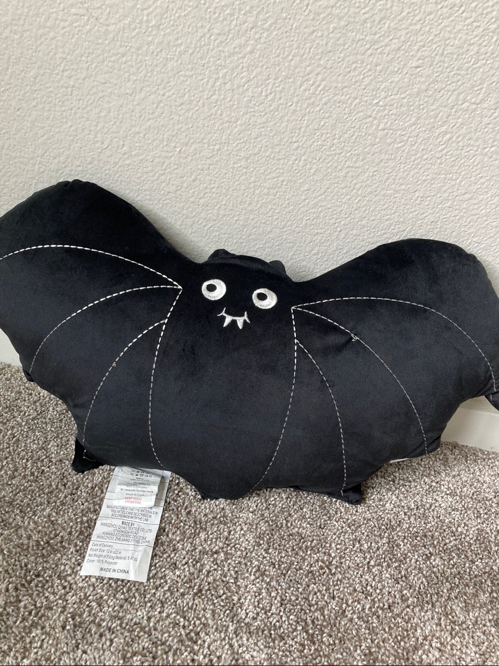 NOVOGRATZ BLACK BAT PILLOW Halloween goth vampire decor